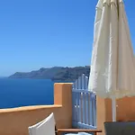 Vila Goddess Lethe Oia