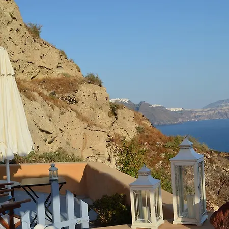 Goddess Lethe Oia (Santorini)