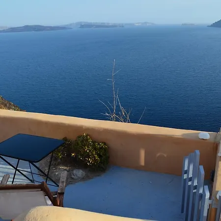 Goddess Lethe * Oia (Santorini)