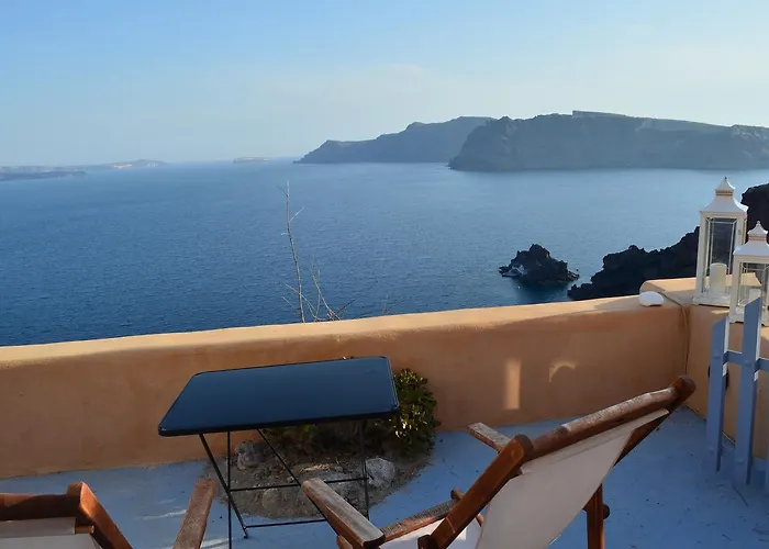 Goddess Lethe Villa Oia